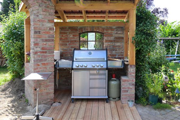Propane Grill Assembly in Conway